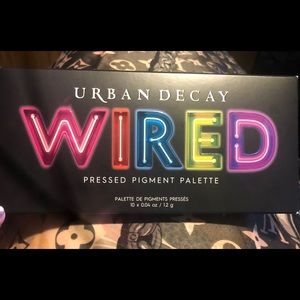 Urban decay wired pressed pigment palette